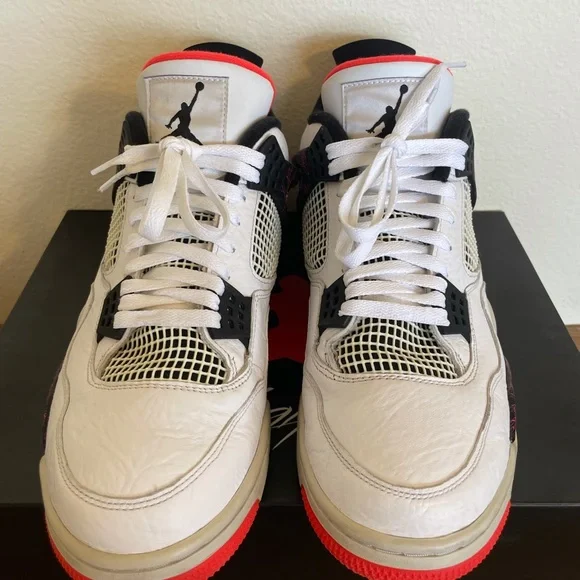 SOLD ❌ Jordan 4 Retro Pale Citron “Flight Nostalgia” size 13 308497-116 2019 - Picture 8 of 8